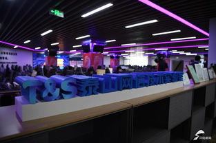 新舊動(dòng)能轉(zhuǎn)換現(xiàn)場(chǎng)觀摩會(huì) 信息安全穩(wěn)如泰山 泰山Office引領(lǐng)國(guó)產(chǎn)自主可控軟件發(fā)展